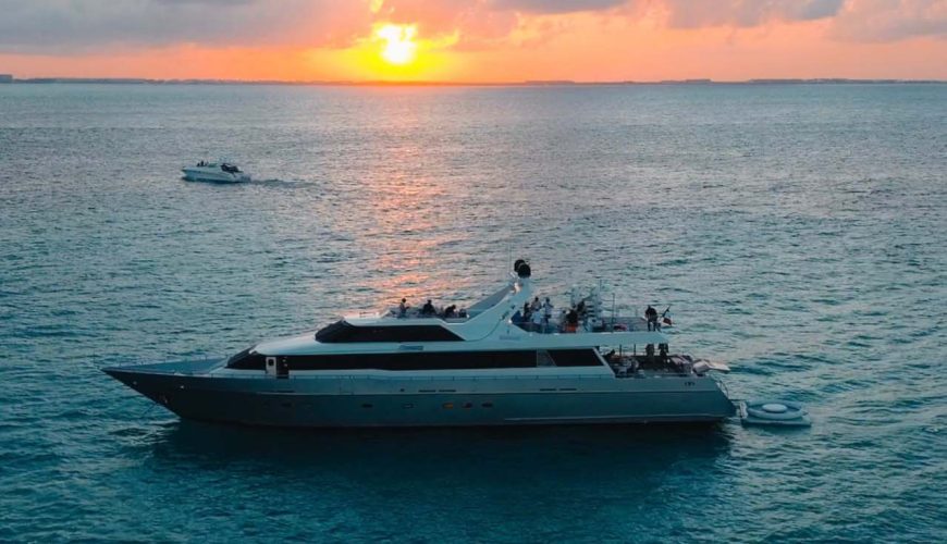 115 ft – Avalon – Classic Heesen